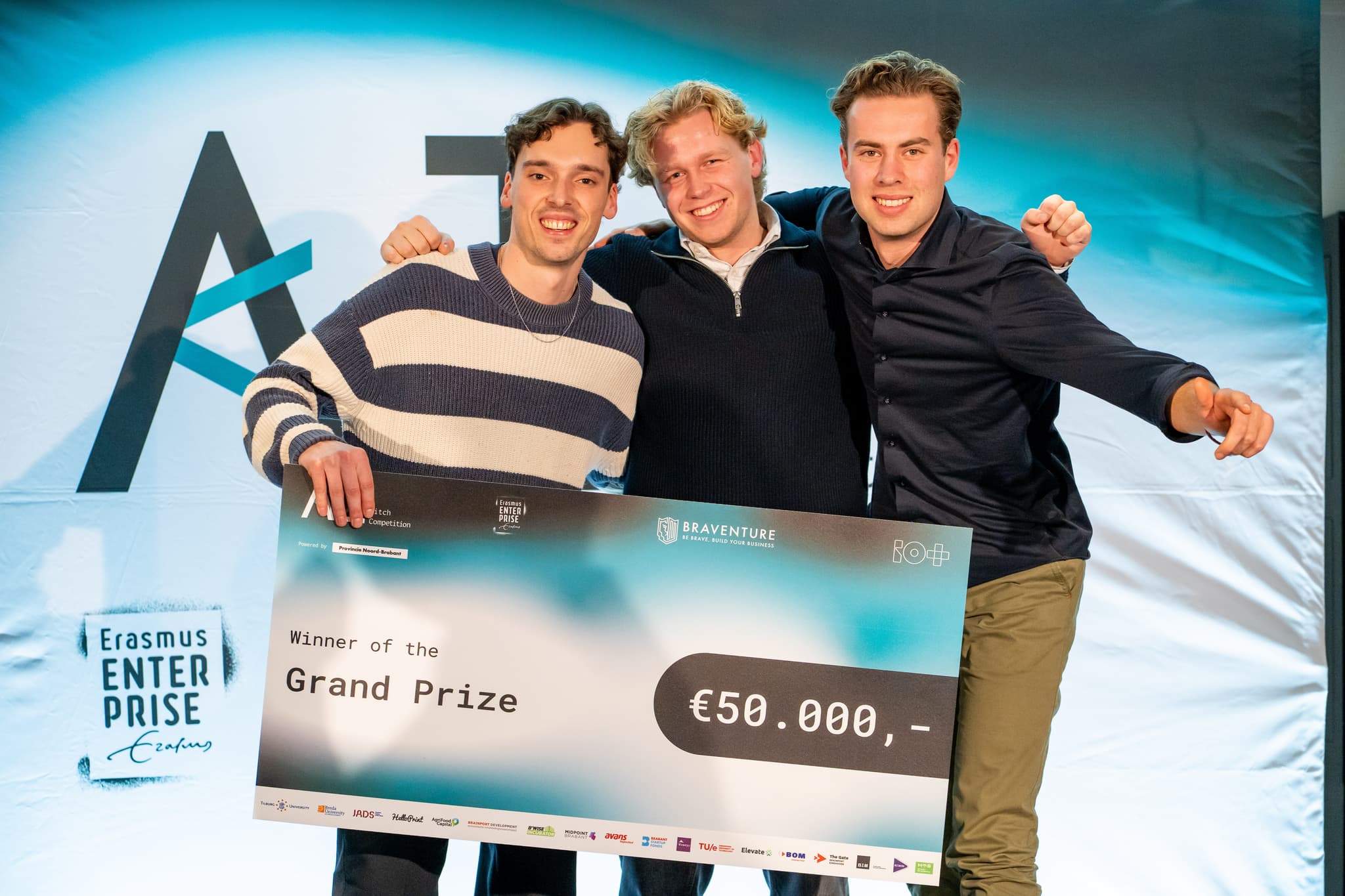 Fabbs winning the grand prize of 50,000 euros